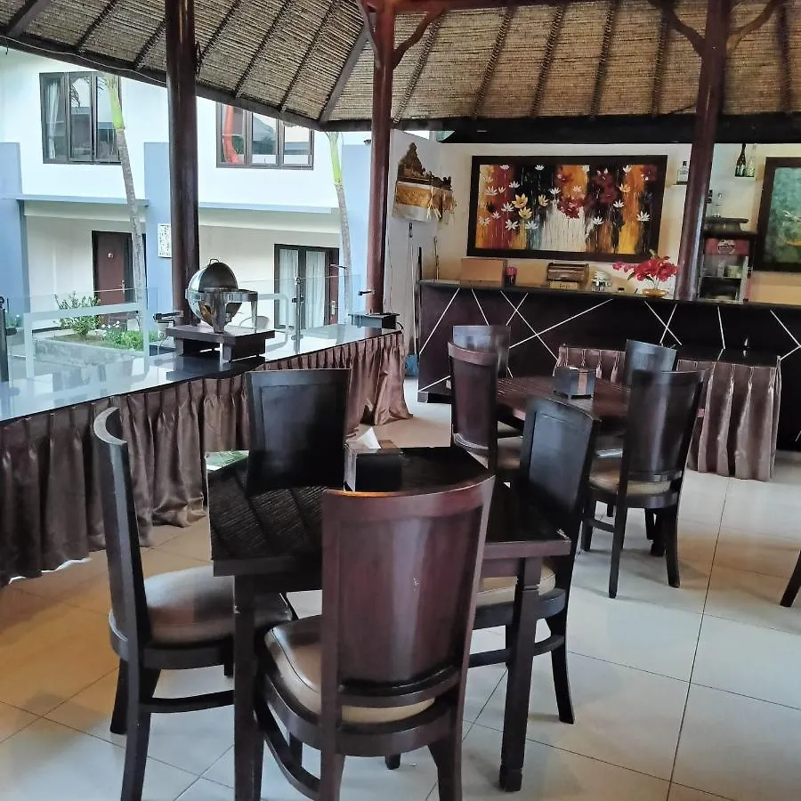 Ozz Hotel Kuta Kuta