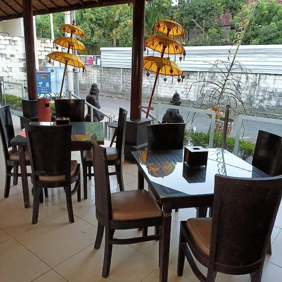 Ozz Hotel Kuta Kuta