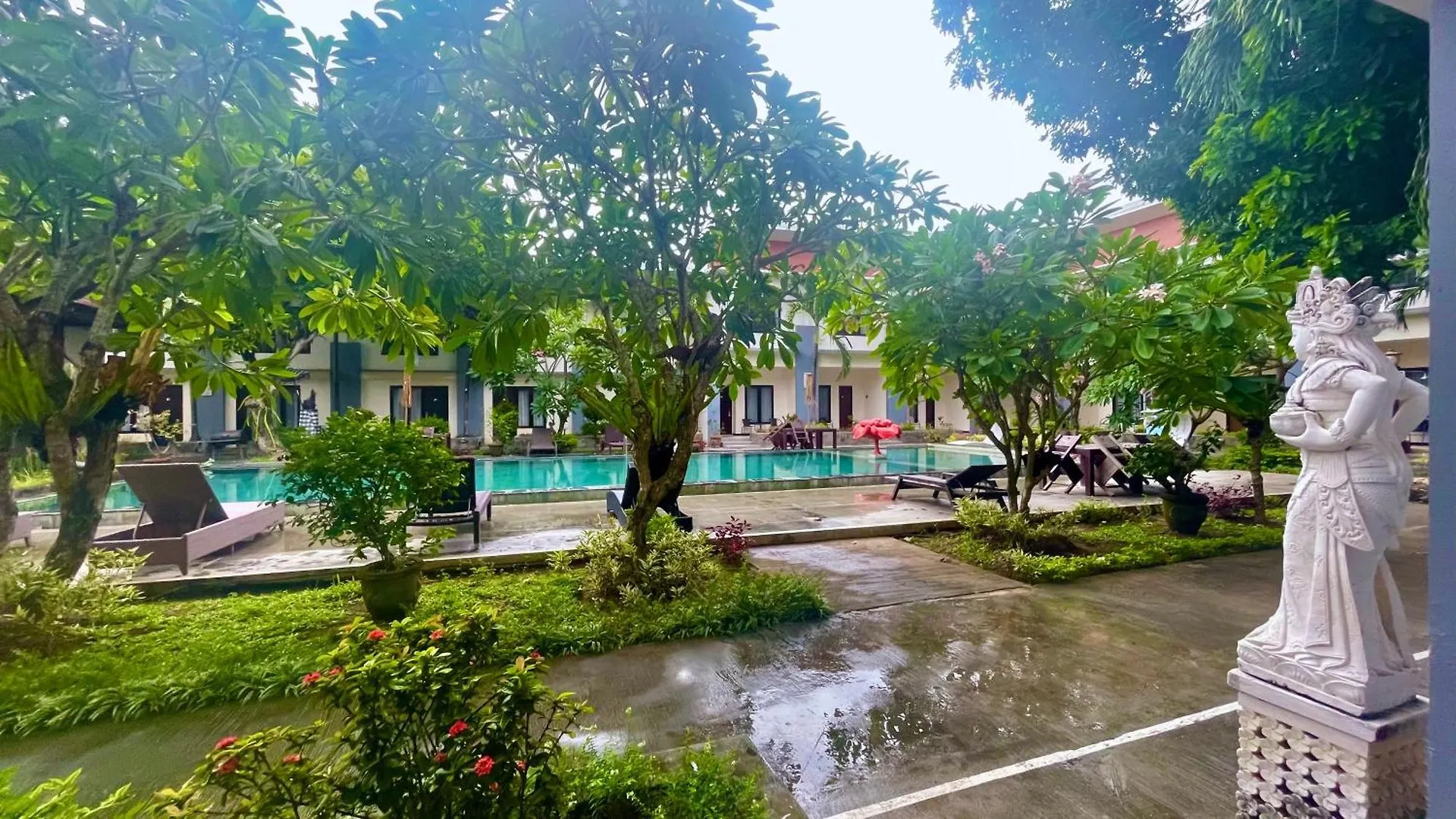Ozz Hotel Kuta Kuta