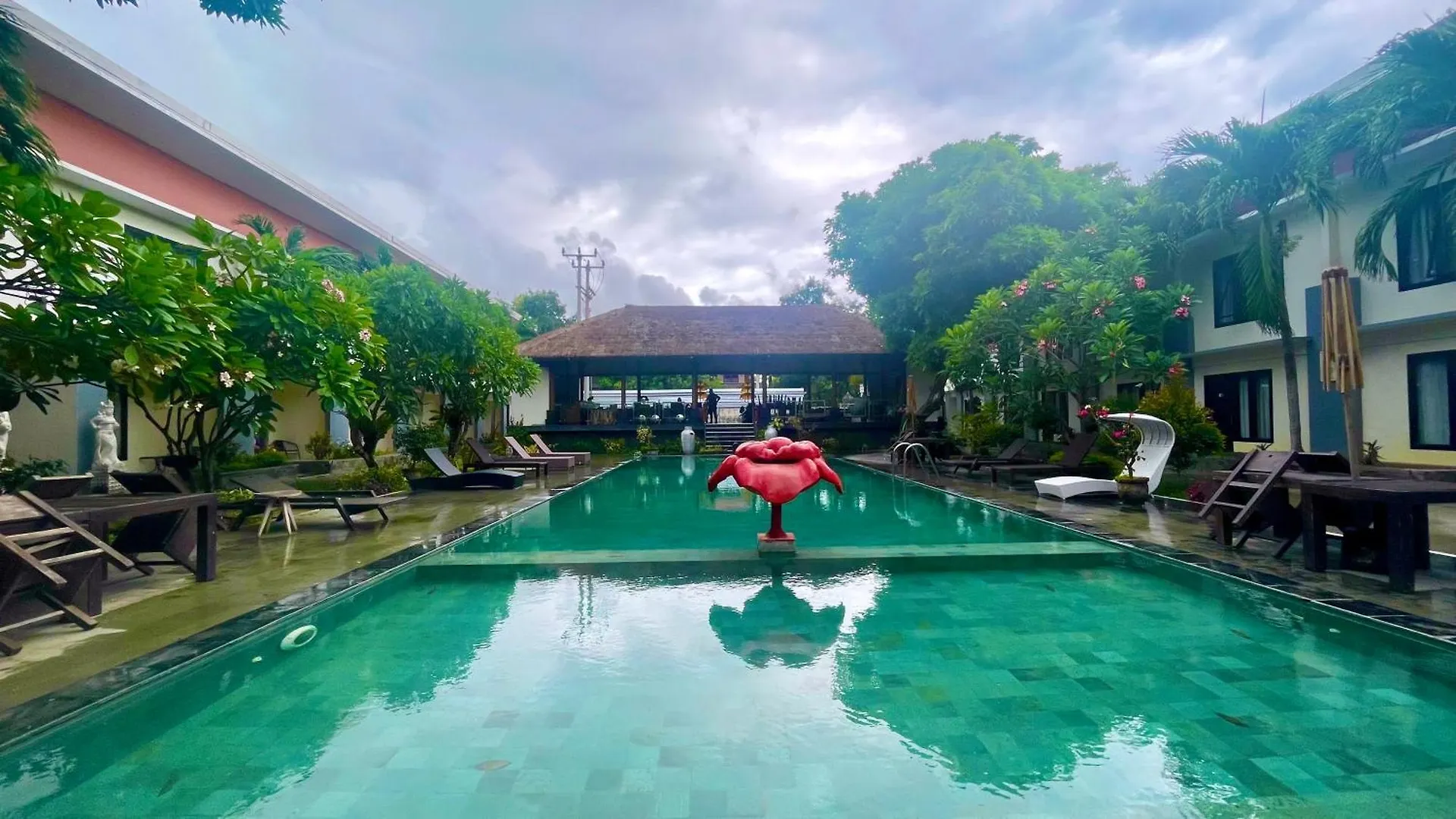 Ozz Hotel Kuta Kuta